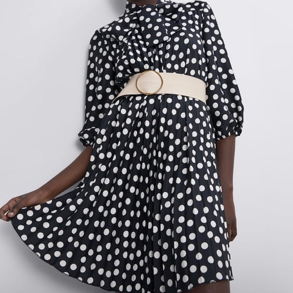 ZARA BLACK/WHITE PLEATED POLKA DOT DRESS
